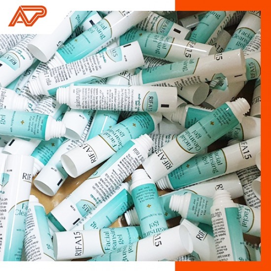 รับจ้างผลิตหลอดใส่ครีมตามแบบ - อลูแพค ครีเอทไฮควอลิตี้ รับจ้างผลิตหลอดใส่ครีมตามแบบ - อลูแพค ครีเอทไฮควอลิตี้